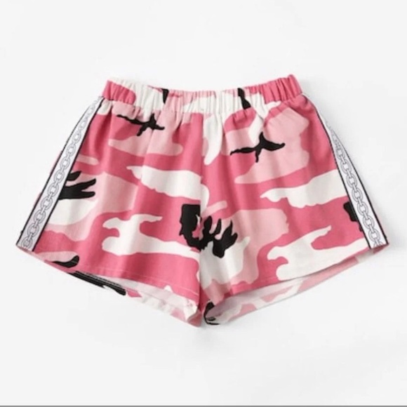 Pink Camo Shorts - Picture 1 of 3